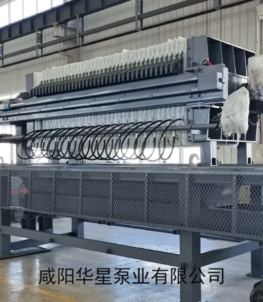 自動(dòng)廂式隔膜壓濾機(jī) 含泥餅輸送設(shè)備和壓濾機(jī)操作平臺(tái) 自動(dòng)廂式隔膜壓濾機(jī) 含泥餅輸送設(shè)備和壓濾機(jī)操作平臺(tái)